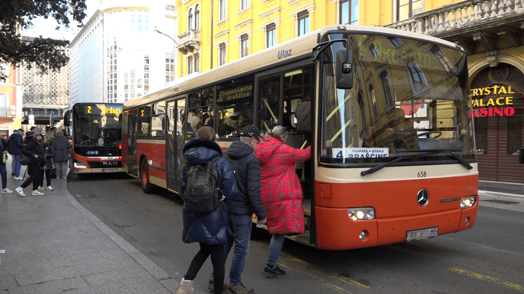 U subotu besplatne linije Autotroleja koje vode prema grobljima