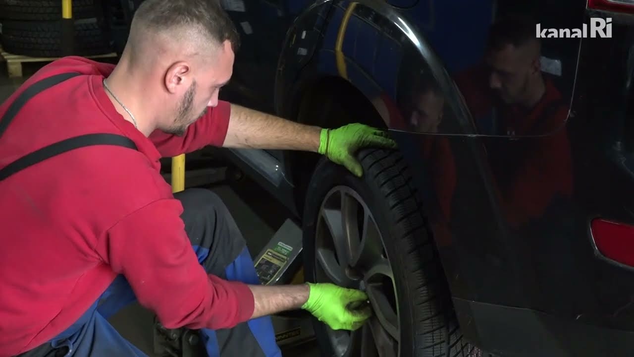 Zimske gume: Vulkanizeri imaju pune ruke posla