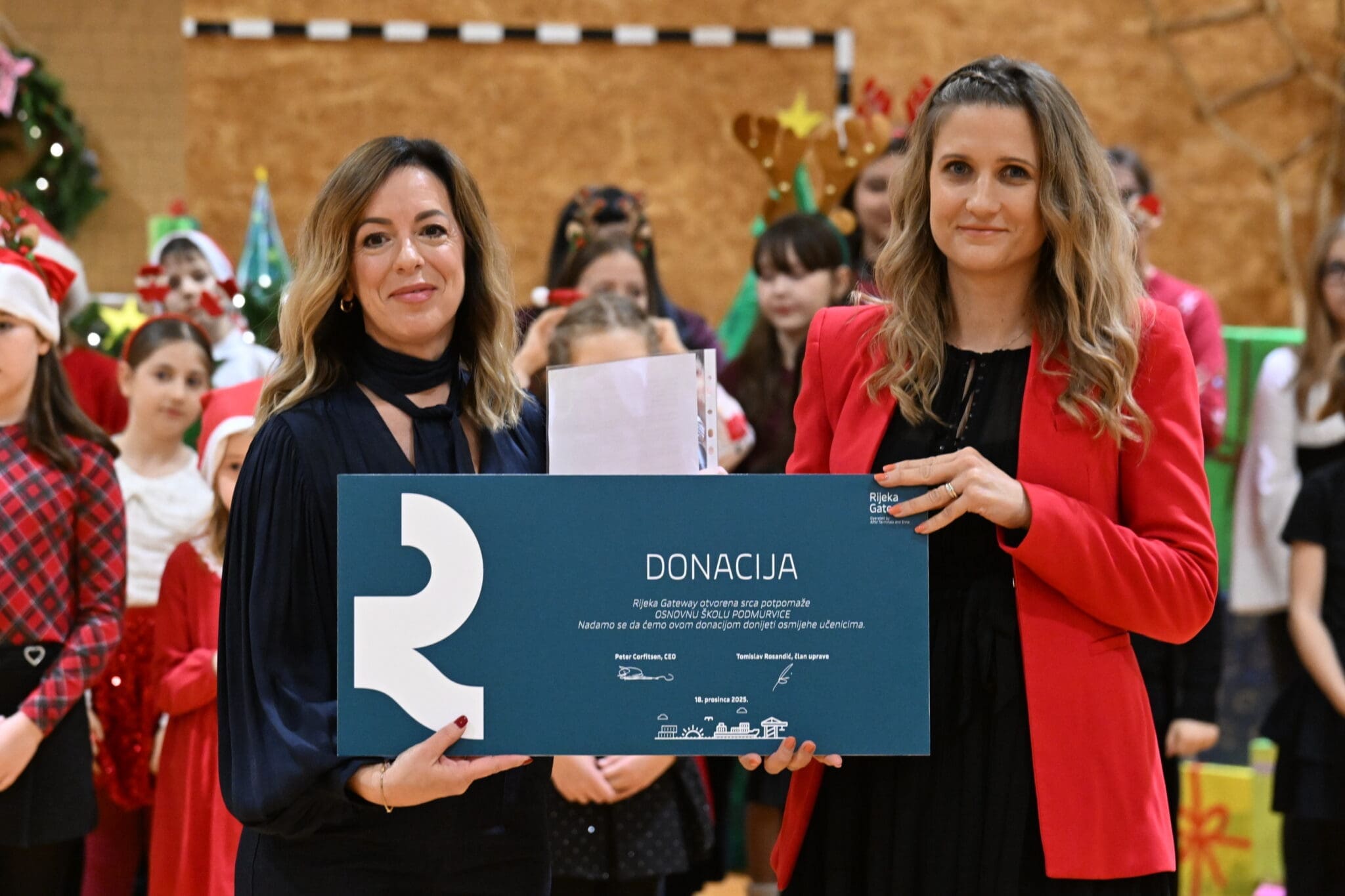 Rijeka Gateway uručila donaciju učenicima OŠ Podmurvice