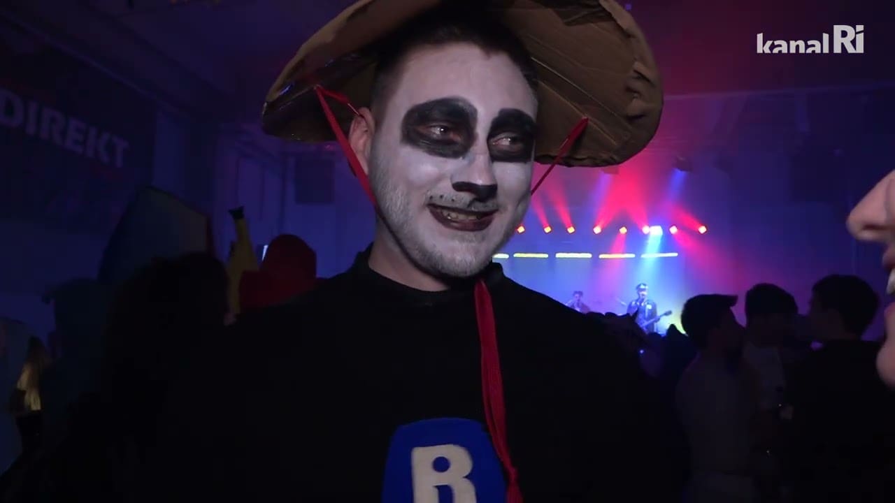 Pusni tanci va Kastve: Boćarski dom pucao po šavovima