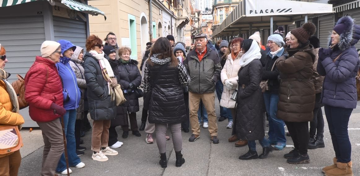 Riječani su obilazili svoj grad u društvu turističkih vodiča