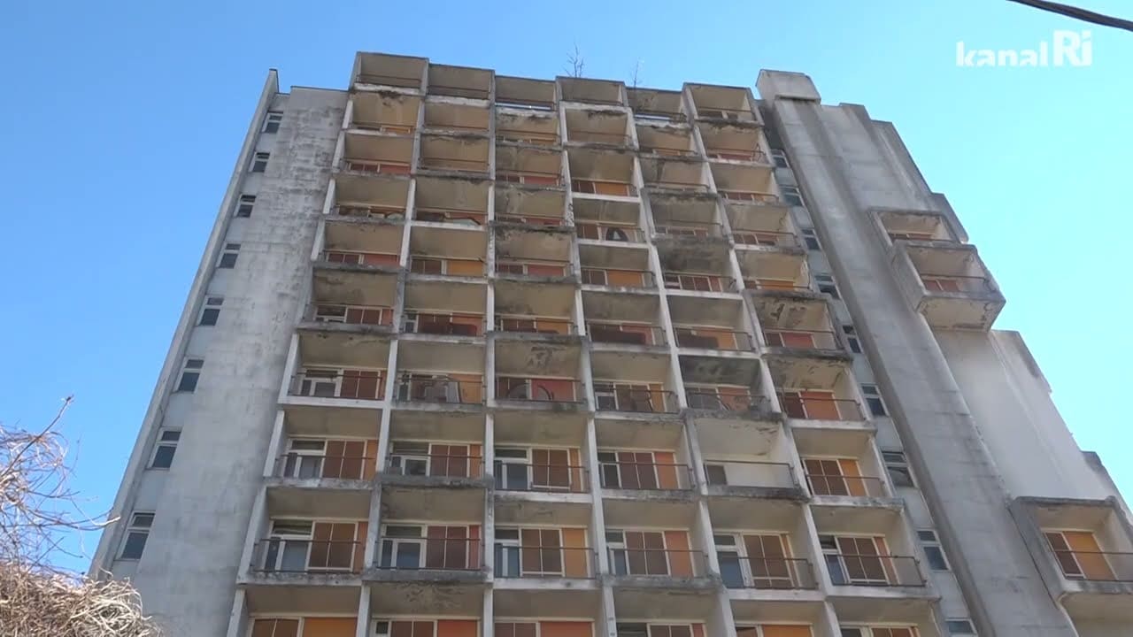 Ministar Bačić: Prenamjenom HŽ nebodera, u Rijeci će se urediti 100-tinjak stanova za mlade