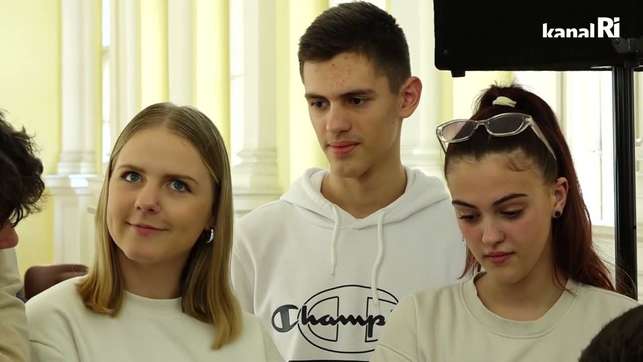 Maturanti u pripremama za državnu maturu