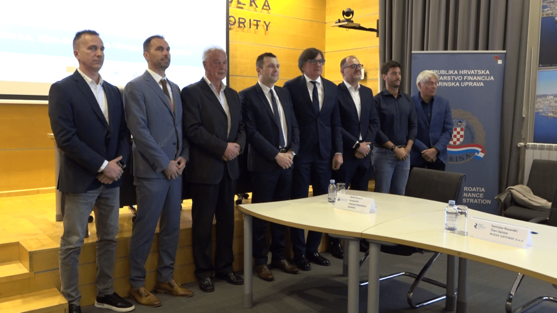 Unapređenje sigurnosti i kvalitete u Luci Rijeka: Potpisan ugovor o suradnji s Carinskom upravom