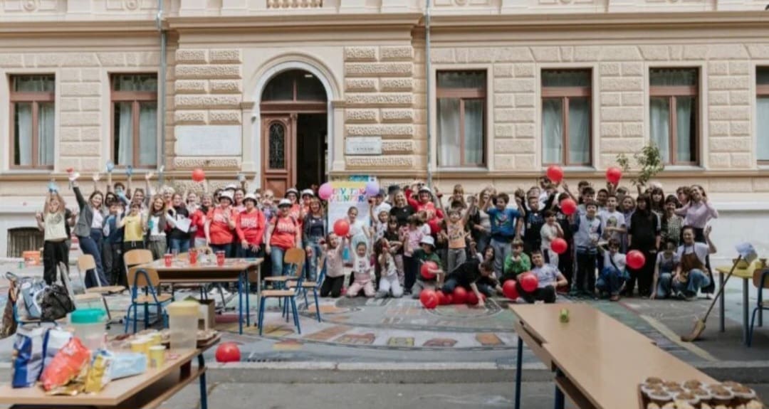 Volonteri u akciji: učenici, udruge i susjedi uredili trga na Sušaku