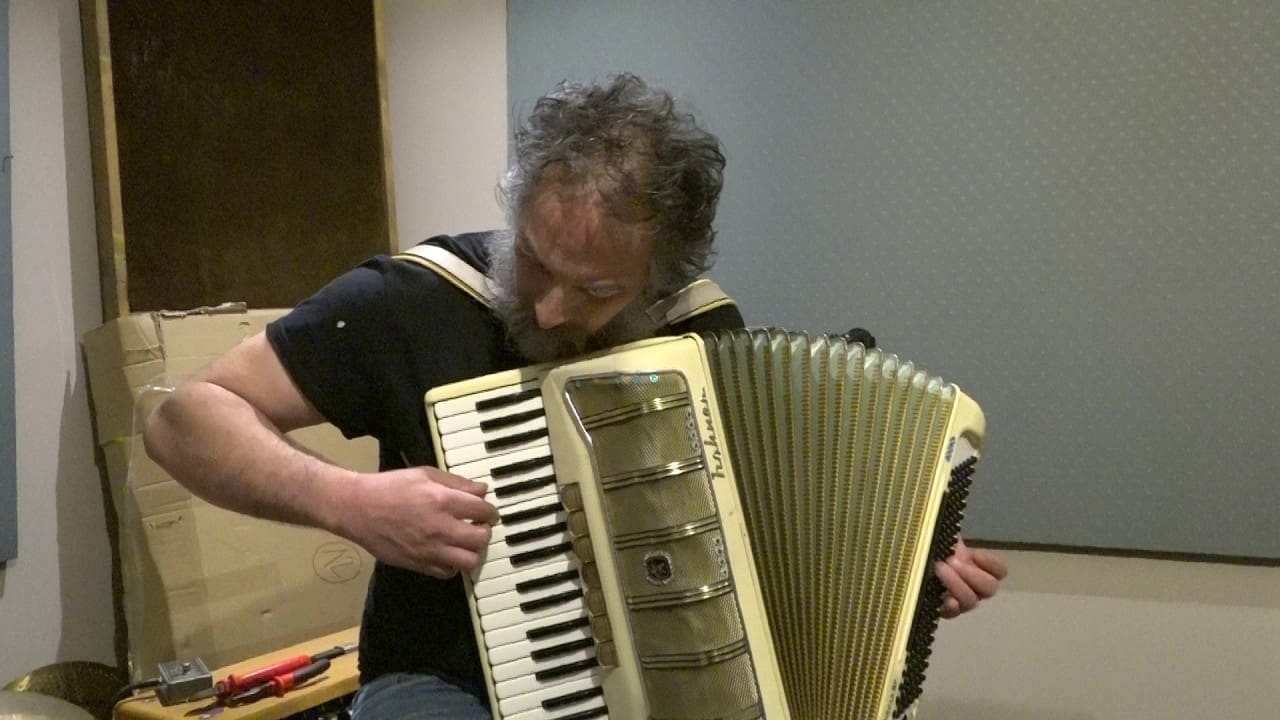 Harmonika ne izlazi iz mode, danas slavimo njezin dan