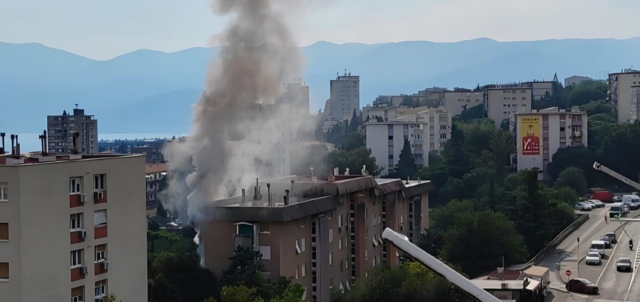 U požaru na Turniću poginula žena (60), uzrok klima uređaj