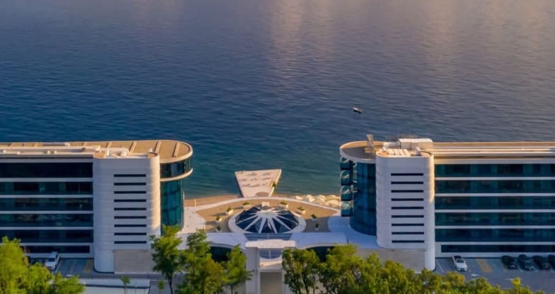 Oglasio se Hilton: Ograđivanje plaže je zakonito, koncesija vrijedi do 2045.