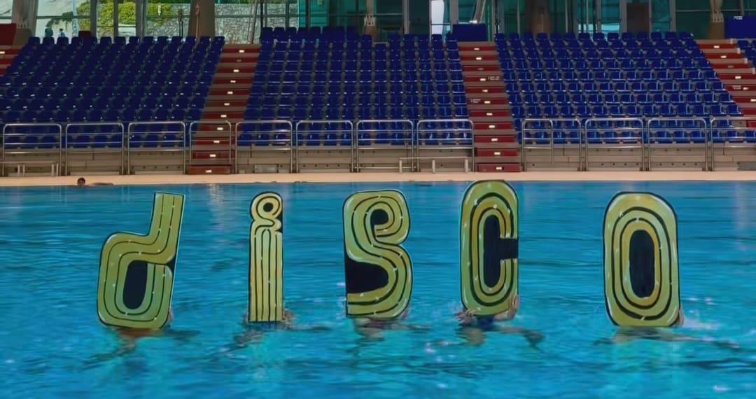 Primorje Aqua Maris slavi 30 godina, u subotu velika revija „Disco Fever“ na Kantridi