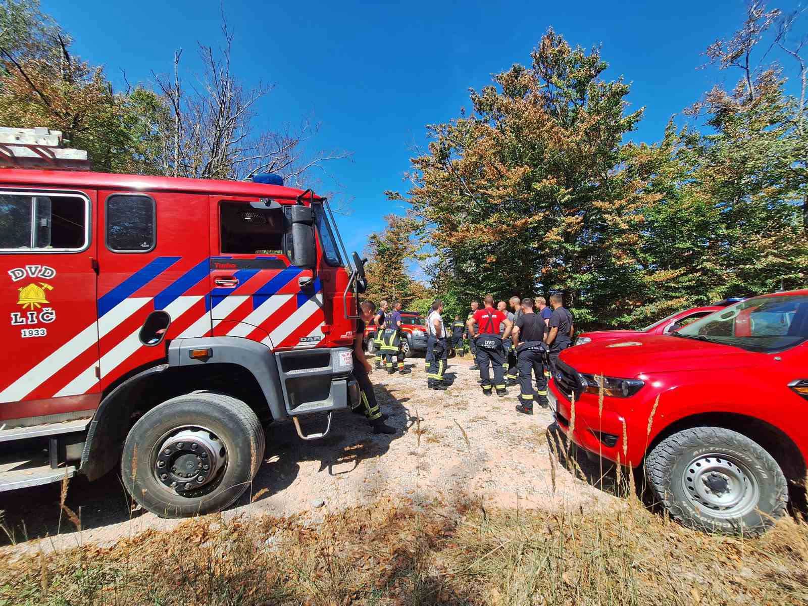 Požari kod Krasice i Liča ugašeni, vatrogasci ponovno pokazali spremnost i zajedništvo