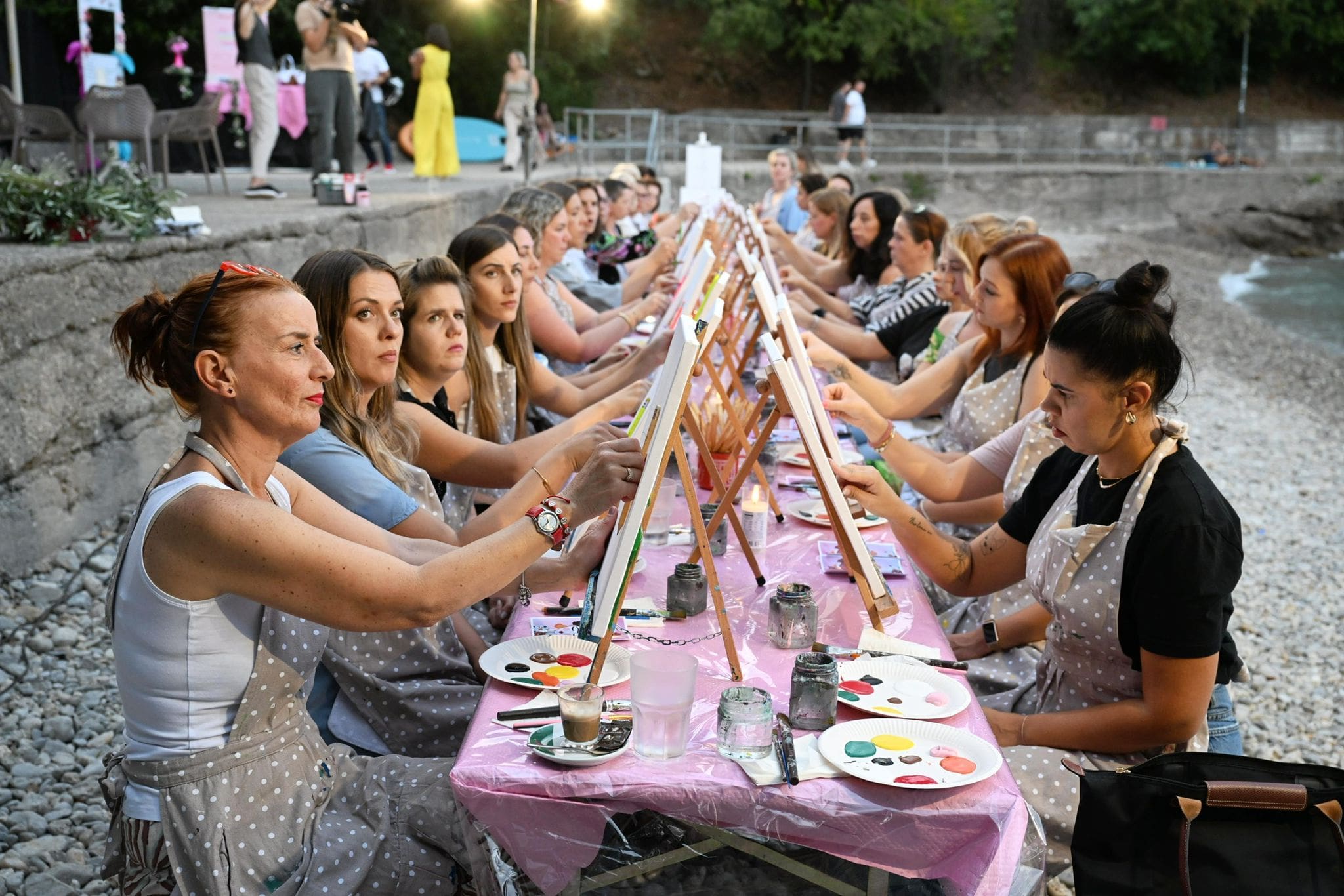Art&Wine radionica Udruge Srce za nju u Rijeci: Slikanjem i druženjem za žene oboljele od raka