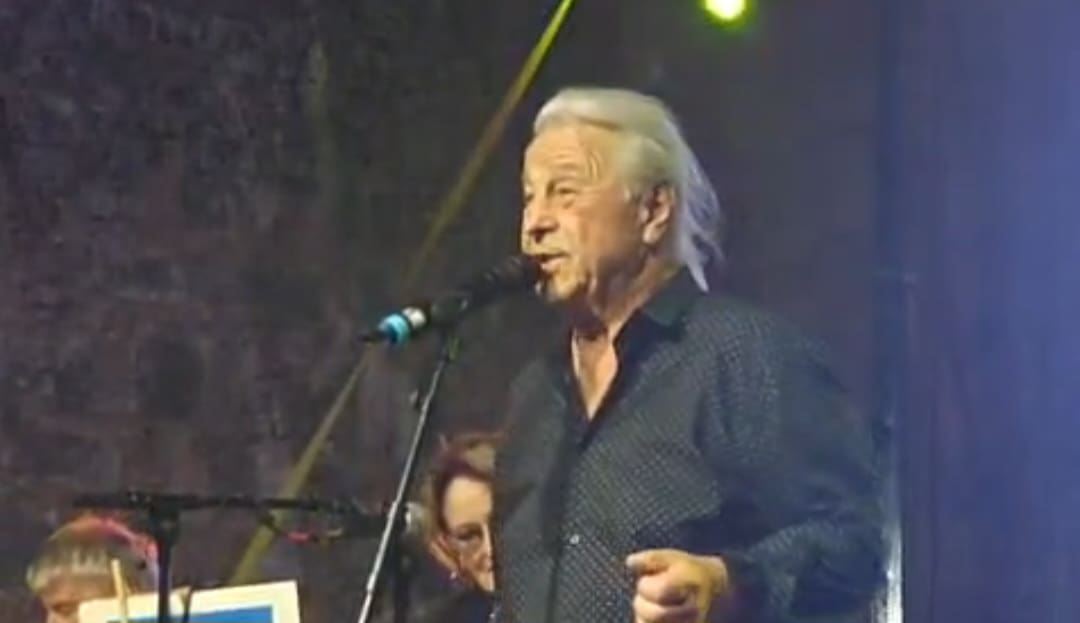 Dule proslavio prvih 80 godina uz pjesmu i prijatelje: “Samo budite trpežljivi i tolerantni”