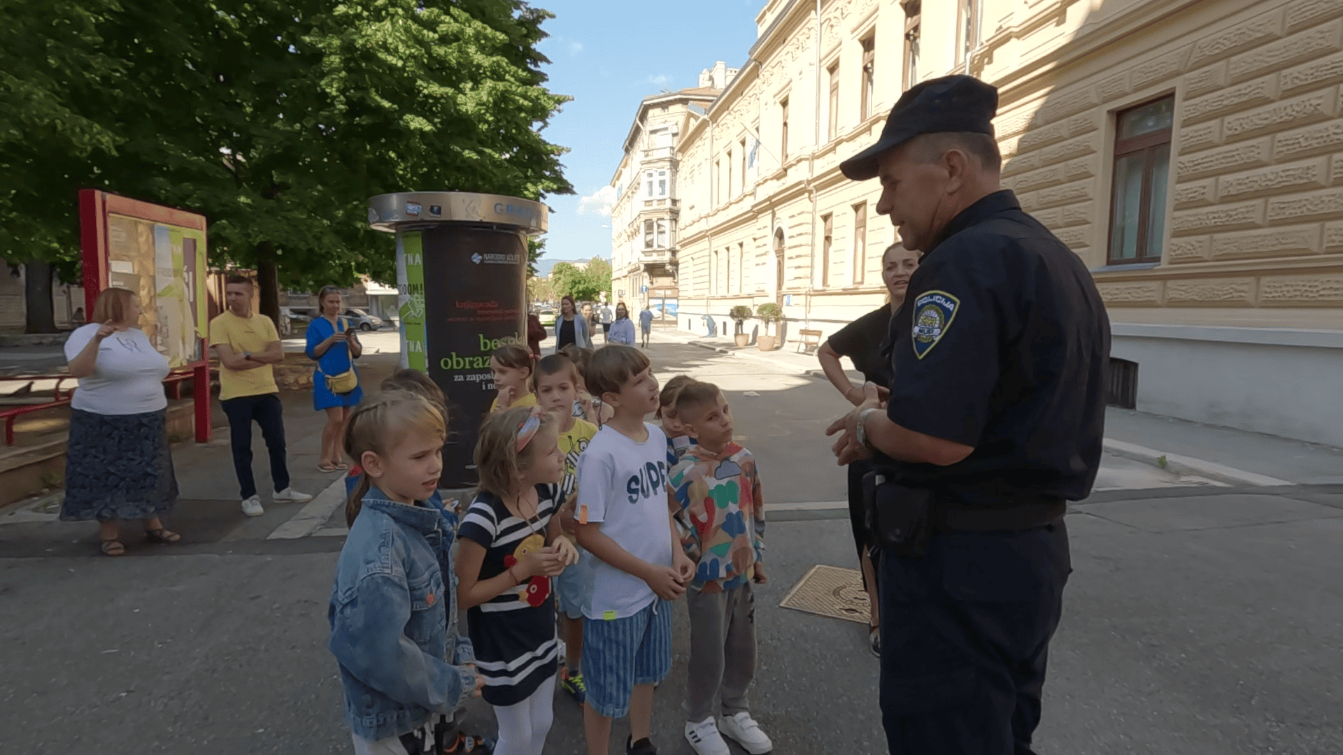 Počinje nastava i pojačan nadzor prometa oko škola