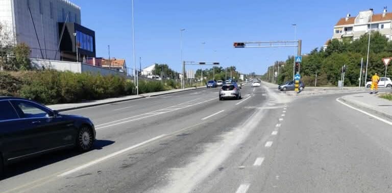 Na području Hosti došlo do prosipanja pijeska i betona iz teretnog kamiona