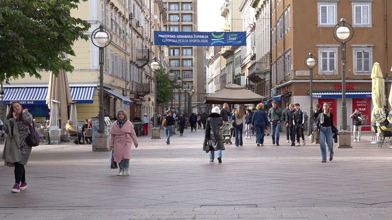 Rijeka se priprema za bogat Advent: Nove lokacije, uređenje kvartova i detalji o troškovima